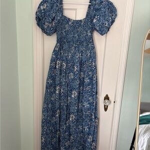 Eddy Chic Blue Floral Maxi Dress with Puff Sleeves